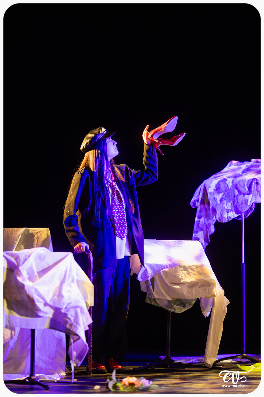 BLANCHE-NEIGE FOUTUE FORET